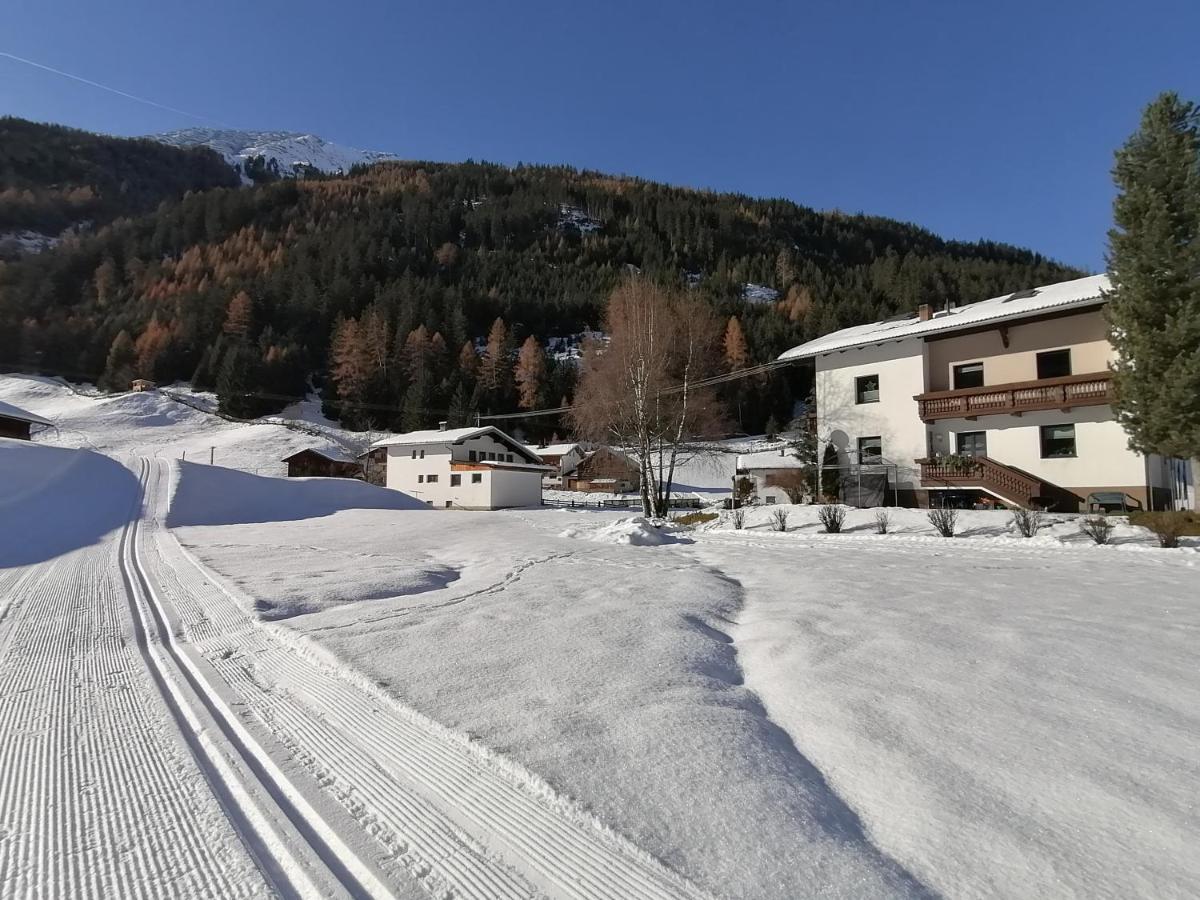 Mooshof Apartamento Kaunertal Exterior foto