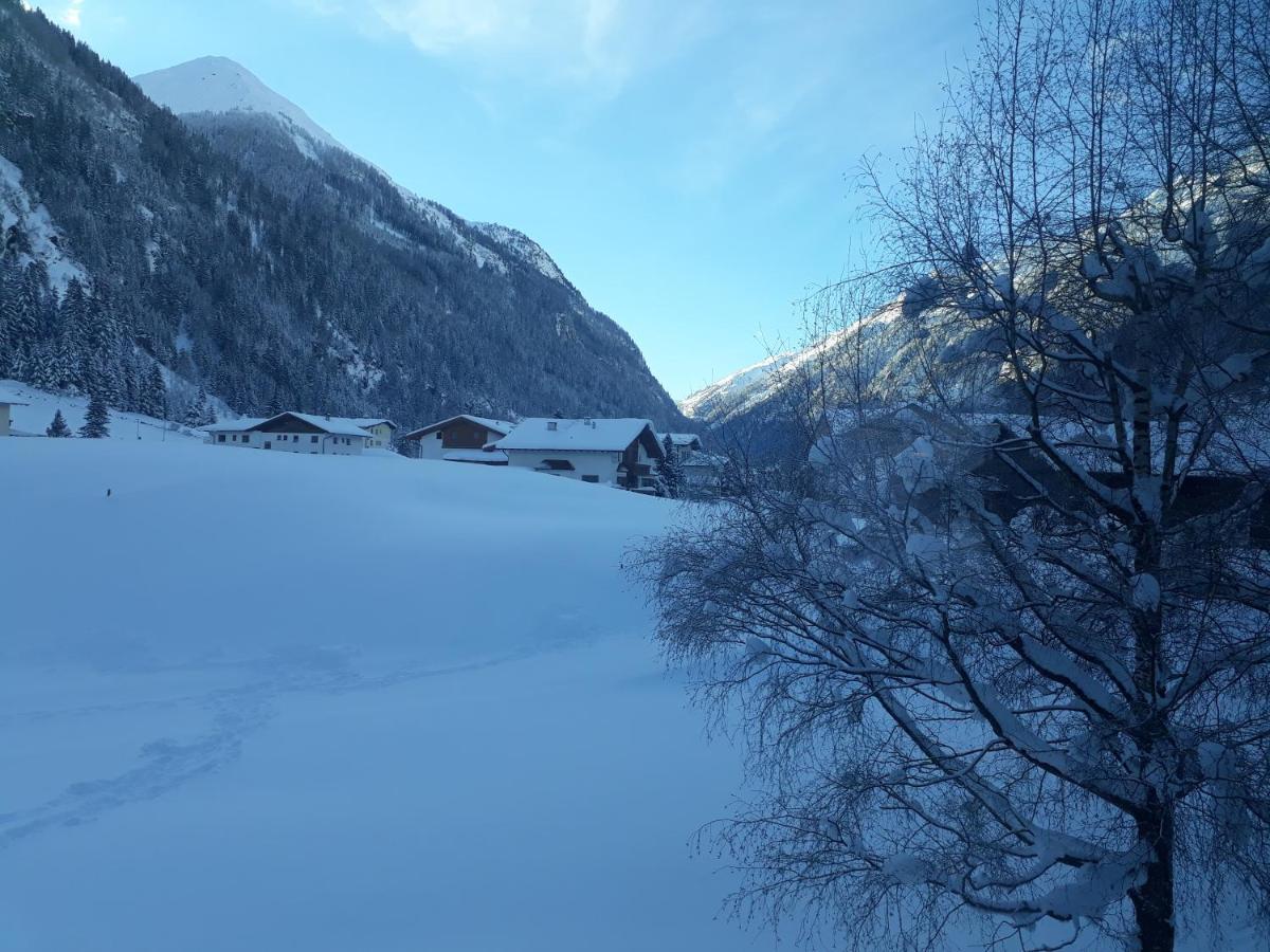 Mooshof Apartamento Kaunertal Exterior foto